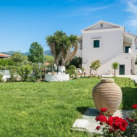 Marias Seaside 3* Acharavi (Corfu)