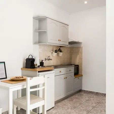 Marias Seaside Aparthotel 3*