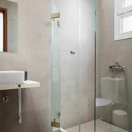 Marias Seaside 阿查拉维