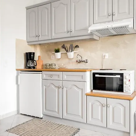 アパートホテル Marias Seaside アカラヴィ